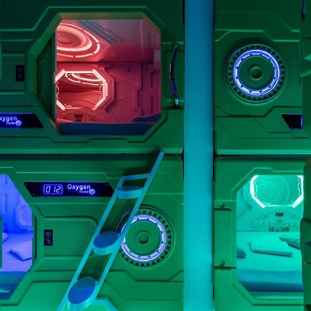 Oxygen Hostel Capsula Μαδρίτη Εξωτερικό φωτογραφία