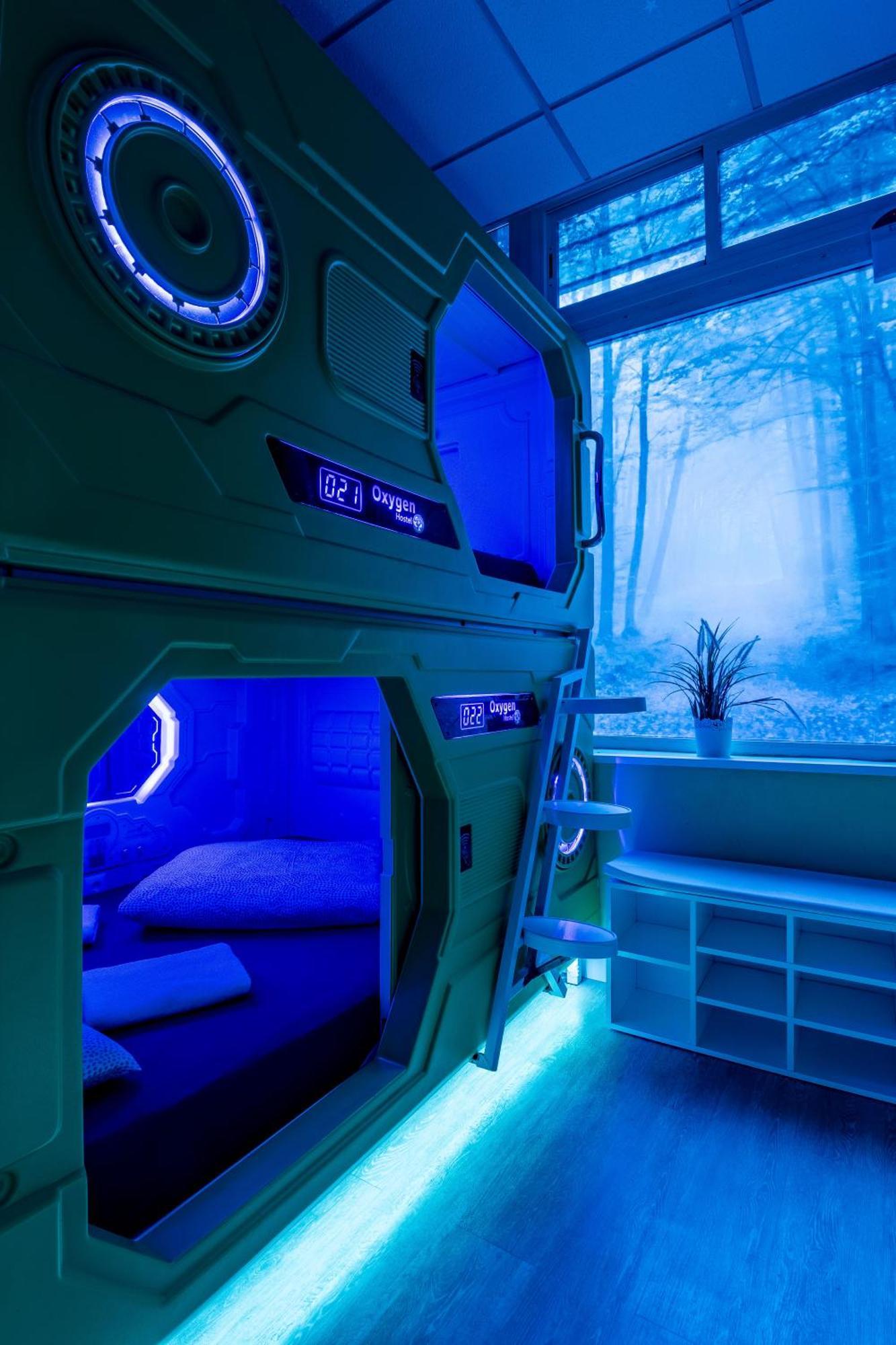 Oxygen Hostel Capsula Μαδρίτη Εξωτερικό φωτογραφία